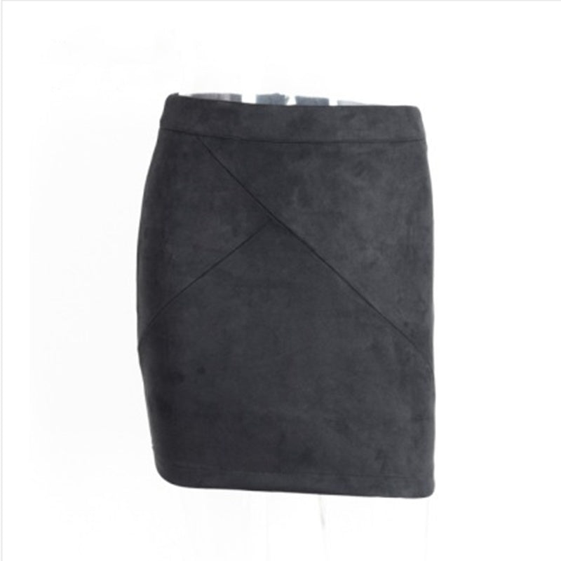 Jupe Courte Femme en Similicuir Suédé – Look Chic et Rétro
