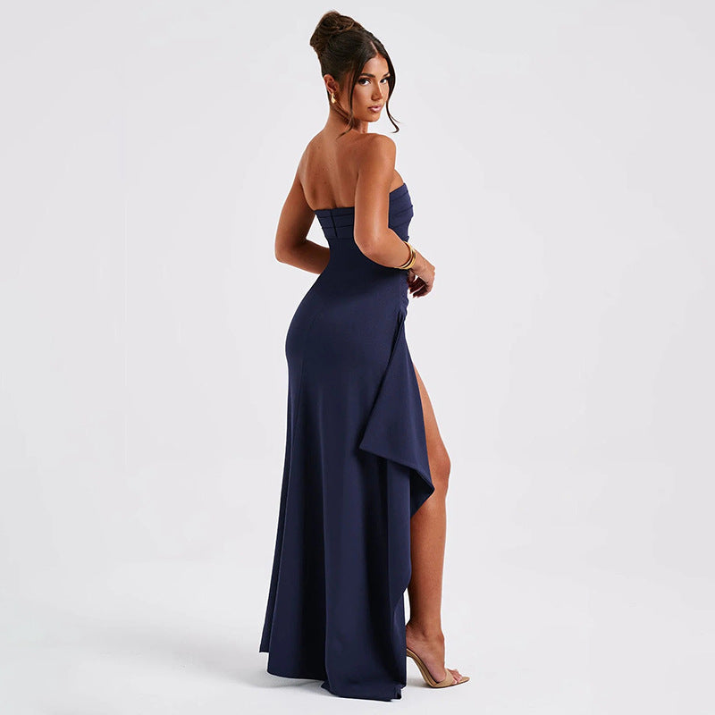 Robe longue bustier – fente haute, dos nu et plissée à la taille
