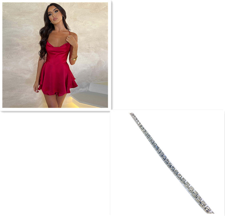 Robe courte satinée – coupe évasée