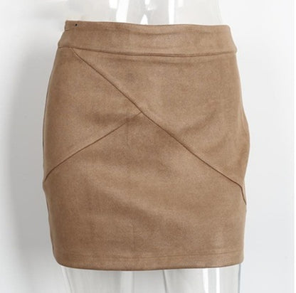 Jupe Courte Femme en Similicuir Suédé – Look Chic et Rétro